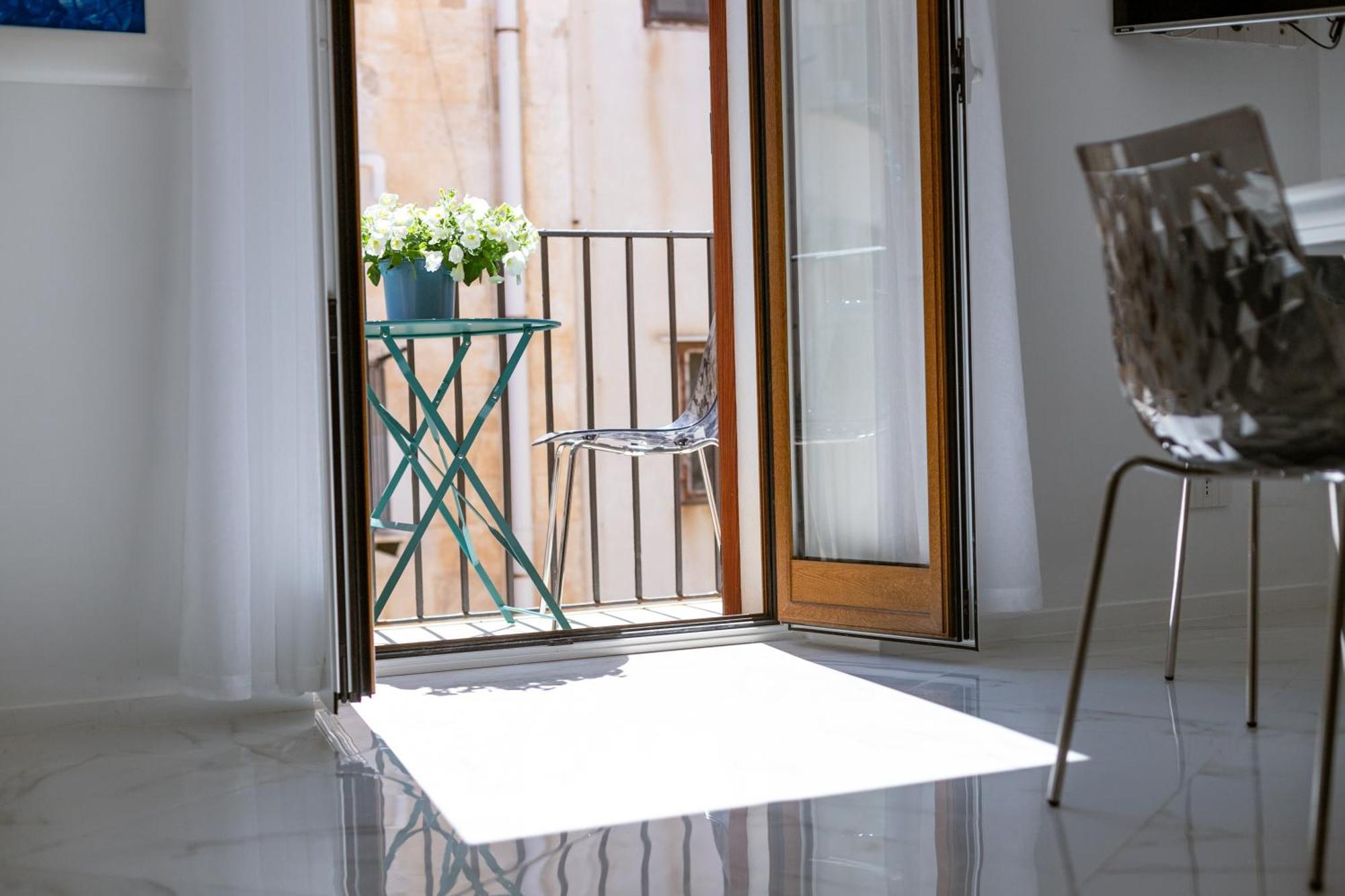 Apartamento 30 Balcone Bordonaro Cefalú Exterior foto